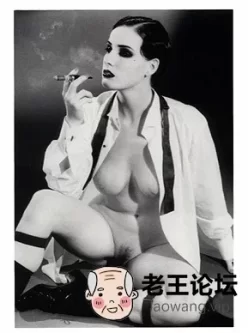 <b style='color: red;'>[已失效] </b>欧洲头牌脱衣舞娘Dita Von Teese图片集9000p 1G百度网盘