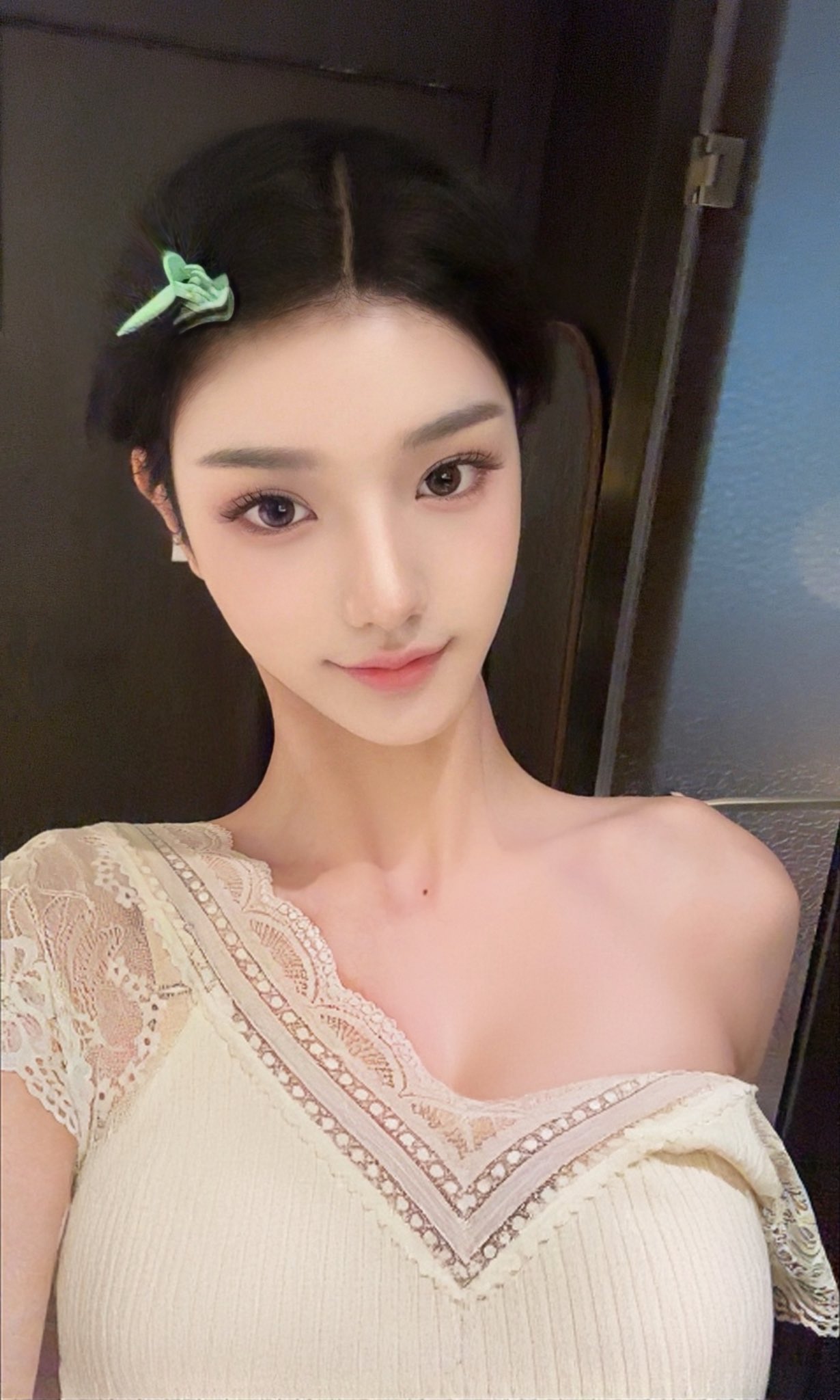 HDy3JM9boAA9H93.jpg